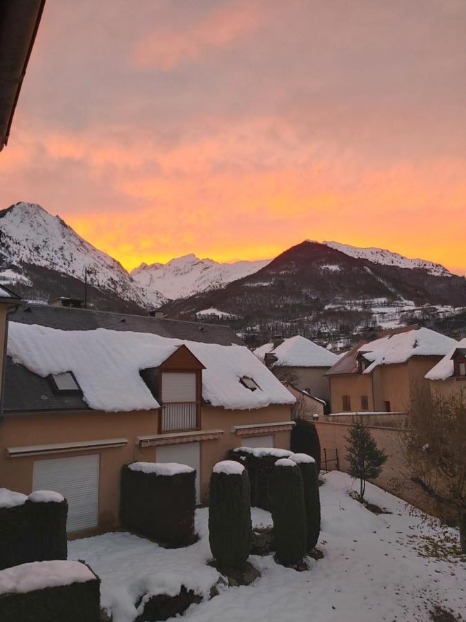 Luz St Sauveur, Appartement 3 Personnes, Superbe Vue Montagne, Expose Sud, Residence Tres Calme 뤼생소베르 외부 사진